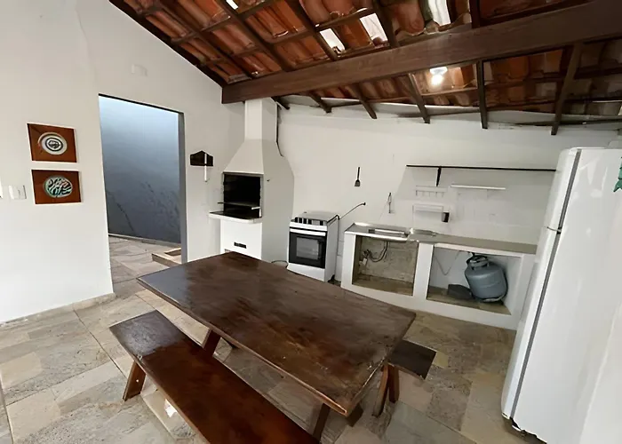 Casa 150M Da Praia Das Toninhas C/ Churrasqueira Ubatuba